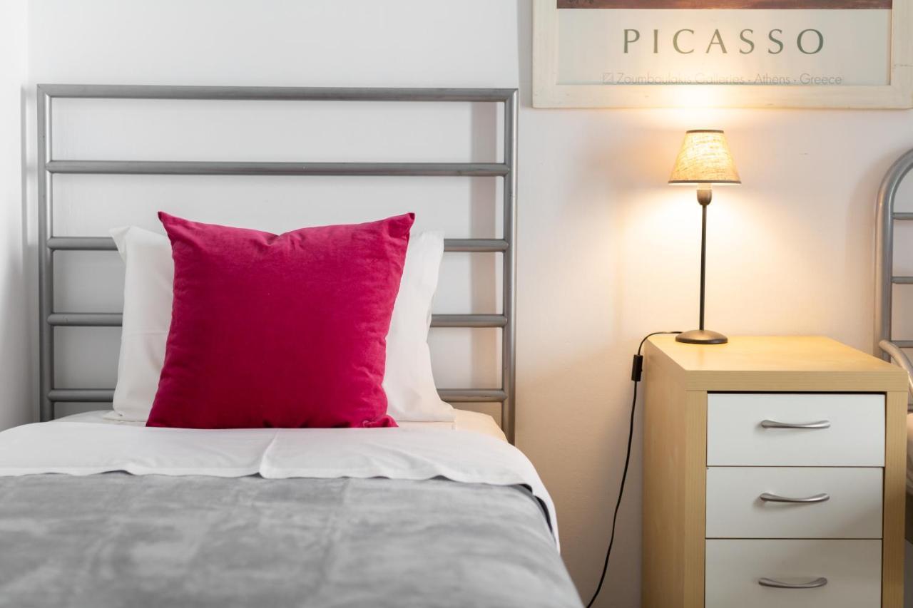 Vibrant In Pangrati By Athenian Homes Exterior foto